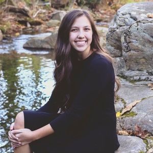 Meet your Posher, Hannah